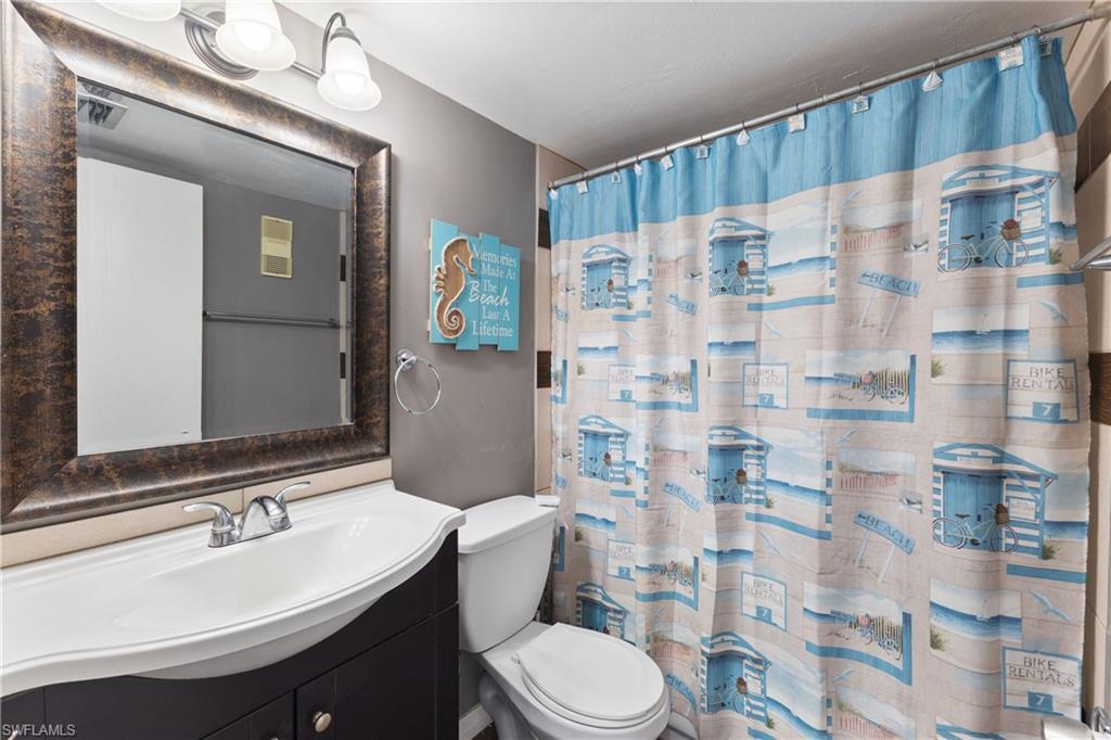 COUNTRY PINES CONDO - Residential