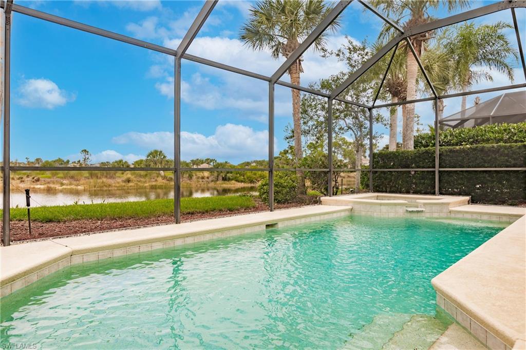 COLONIAL COUNTRY CLUB - Residential