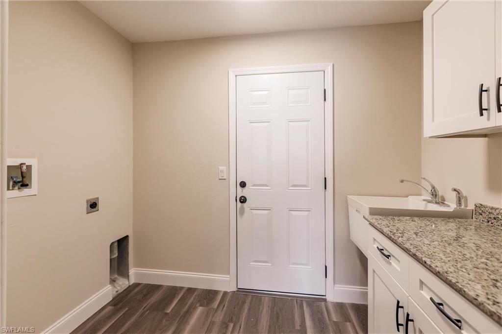 COLONIAL COUNTRY CLUB - Residential