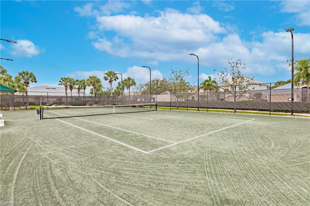 COLONIAL COUNTRY CLUB - Residential