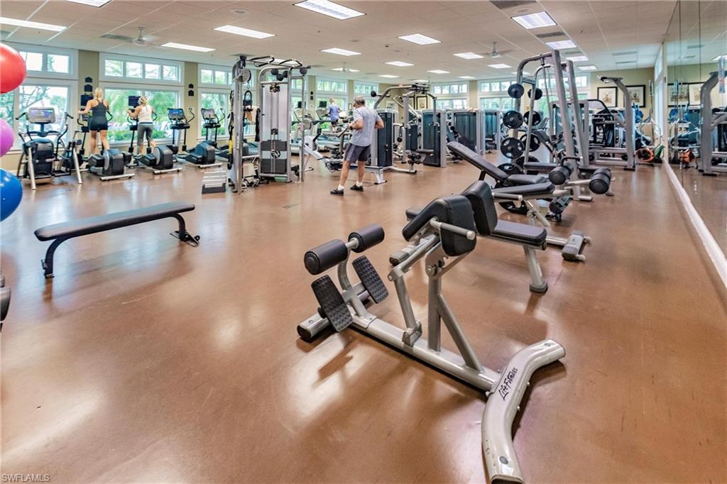 COLONIAL COUNTRY CLUB - Residential