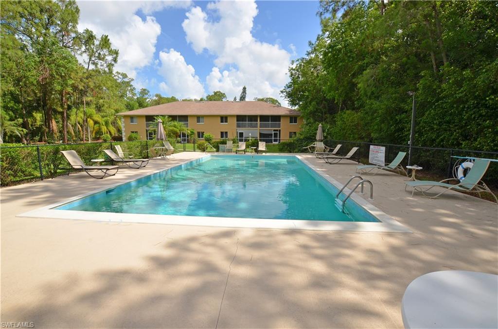 NAPLES PARKWOOD CLUB - Residential