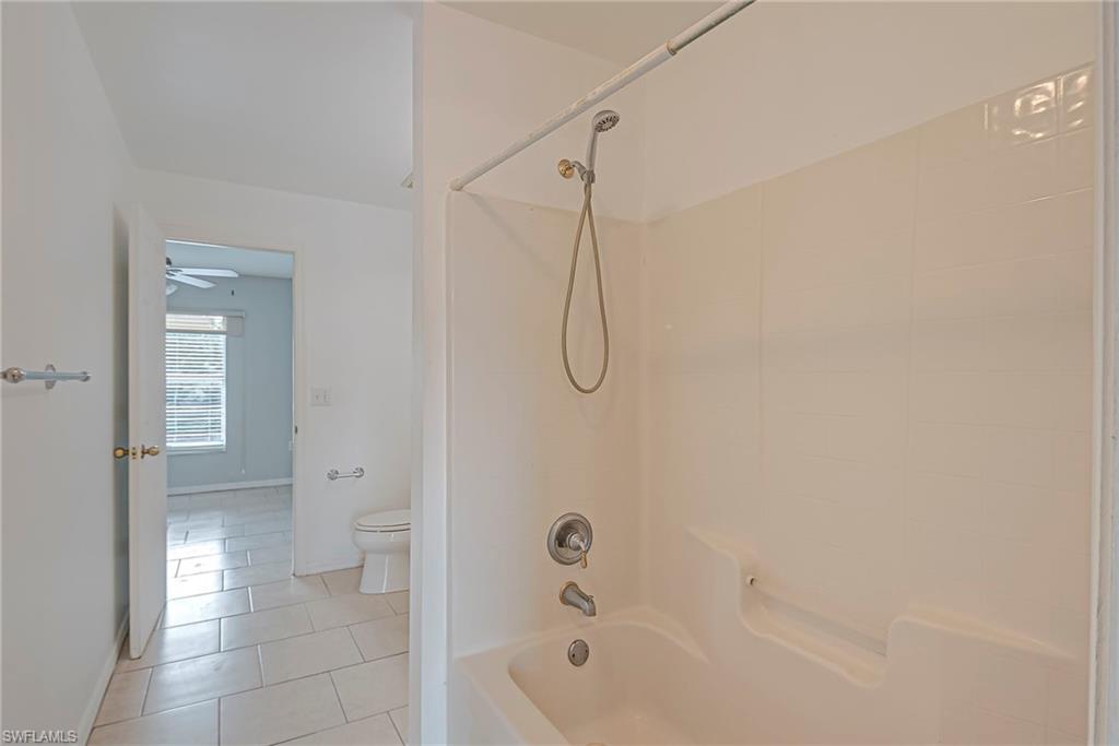 MIRROR LAKES - Residential