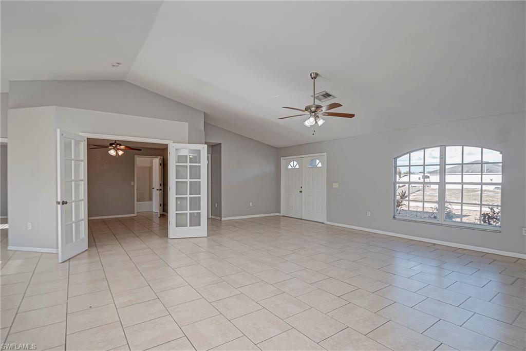 MIRROR LAKES - Residential