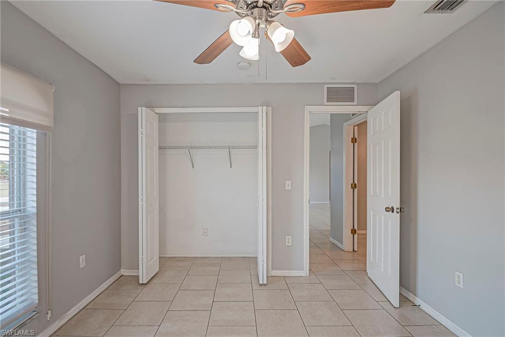 MIRROR LAKES - Residential