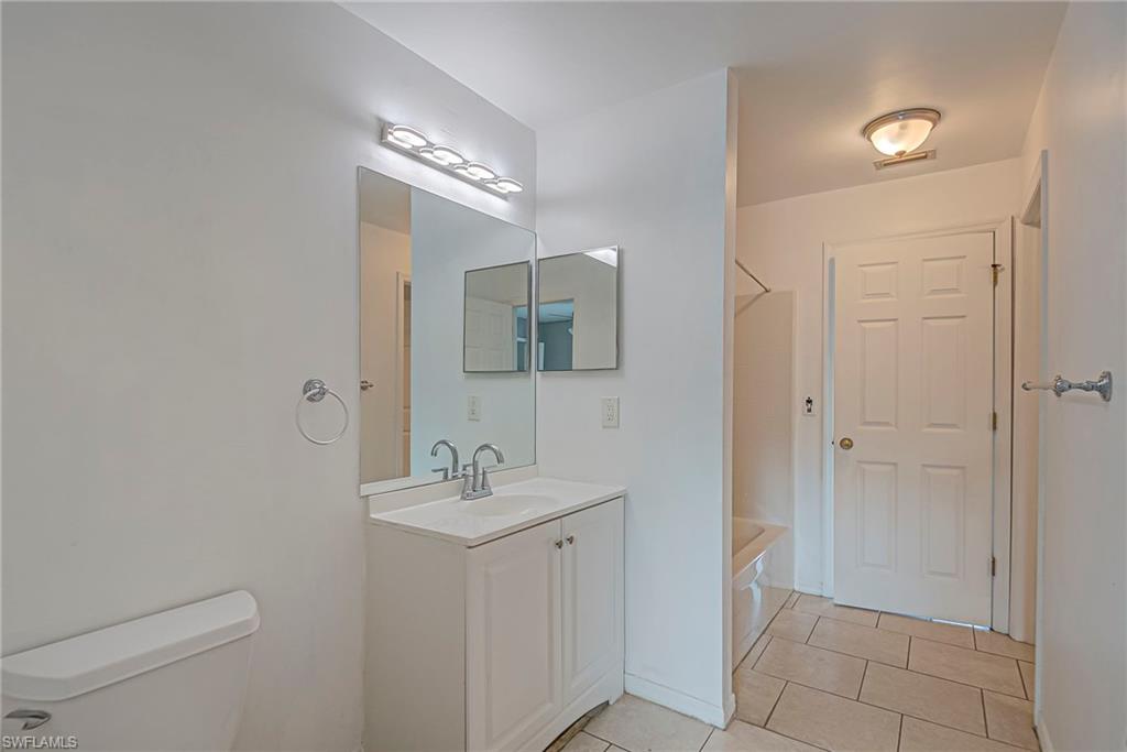 MIRROR LAKES - Residential