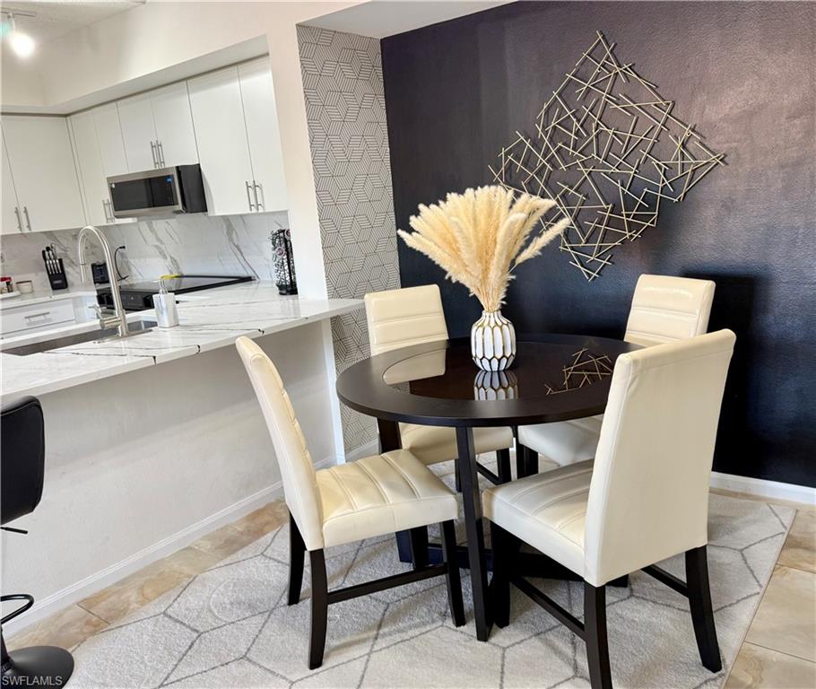 THE ENCLAVE AT NAPLES - Residential Lease