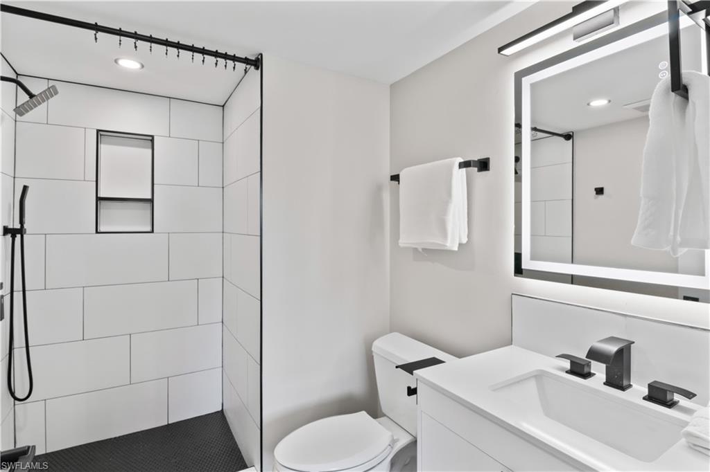 BONITA PINES - Residential