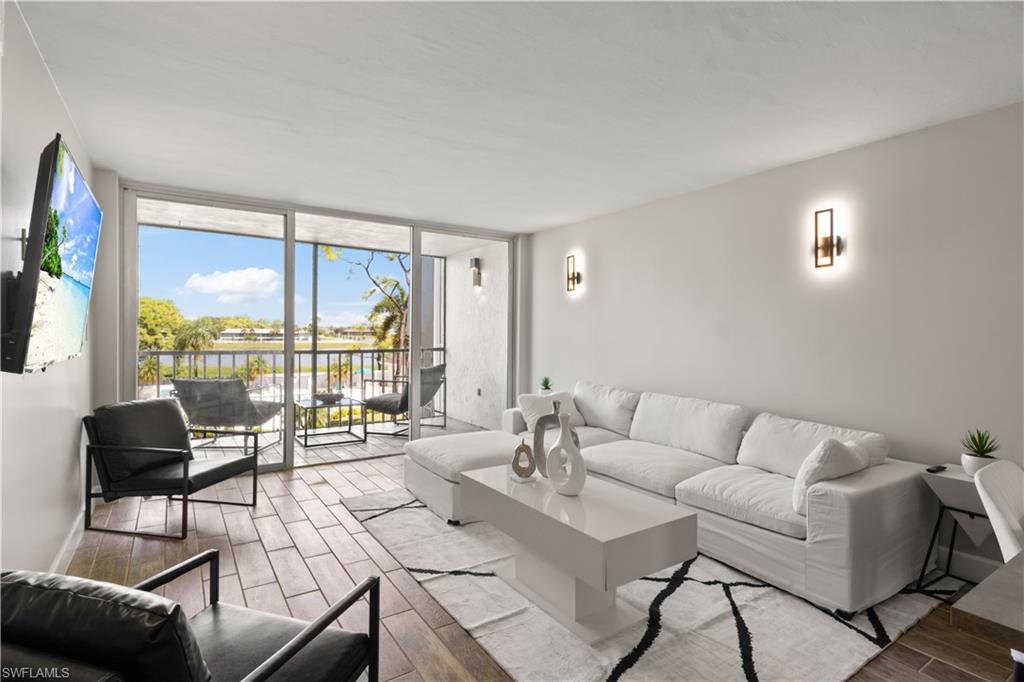 BONITA PINES - Residential