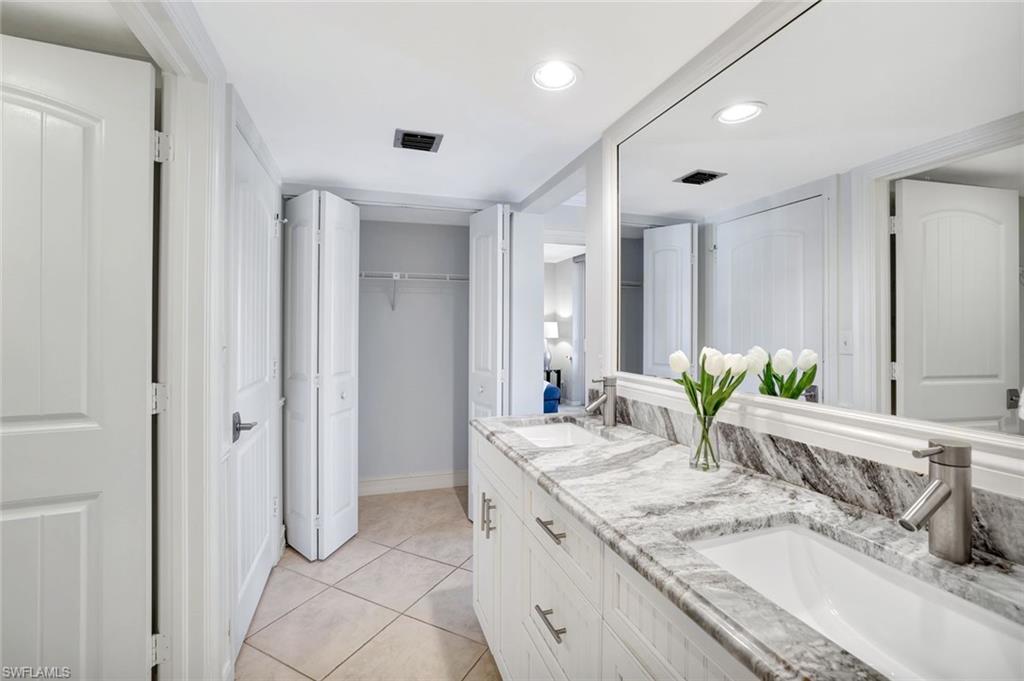 EAGLE CAY - Residential