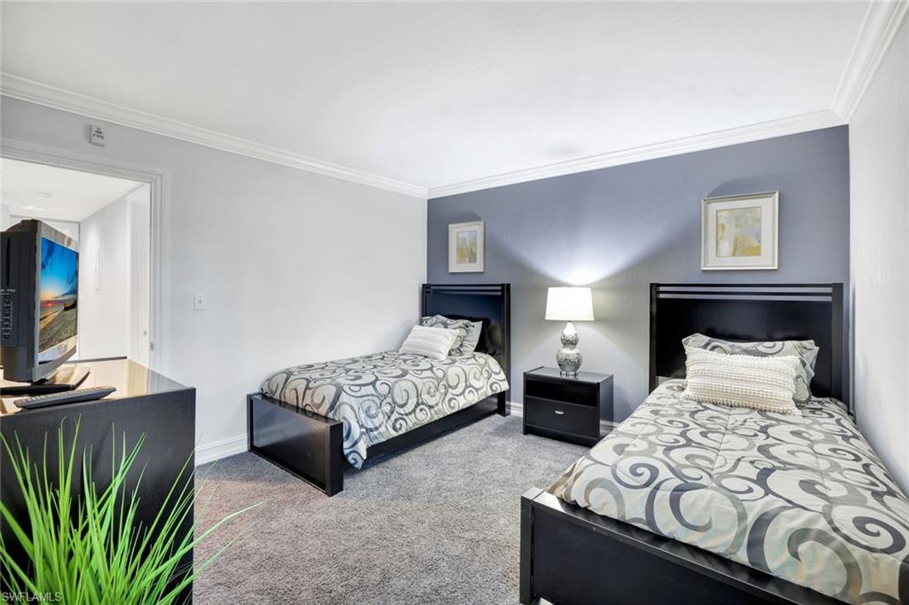 EAGLE CAY - Residential