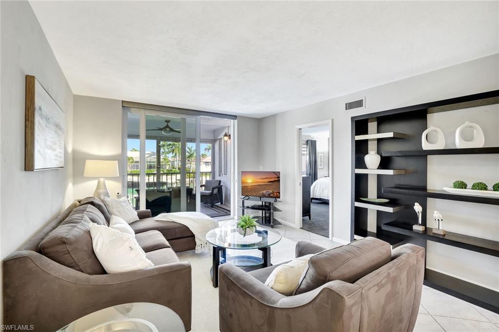 EAGLE CAY - Residential