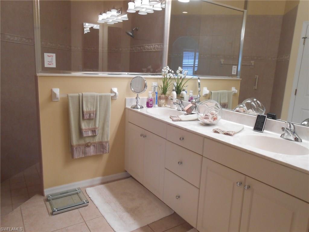 HUNTERS RIDGE - Residential