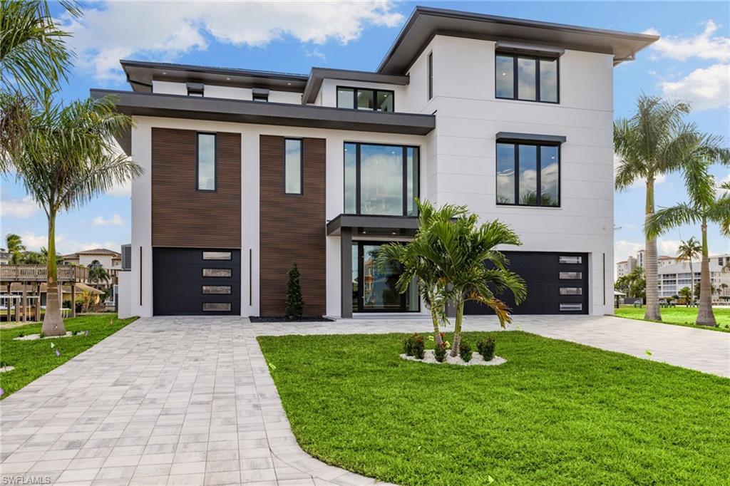 256 Trade Winds AVE