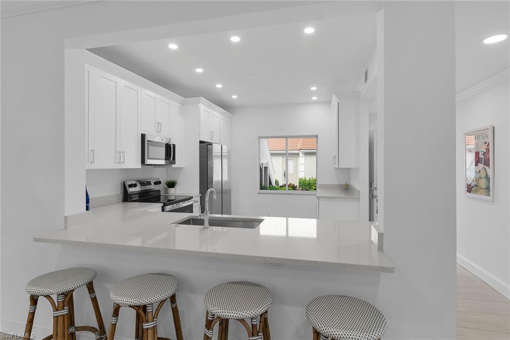 700 Saratoga CIR B-101