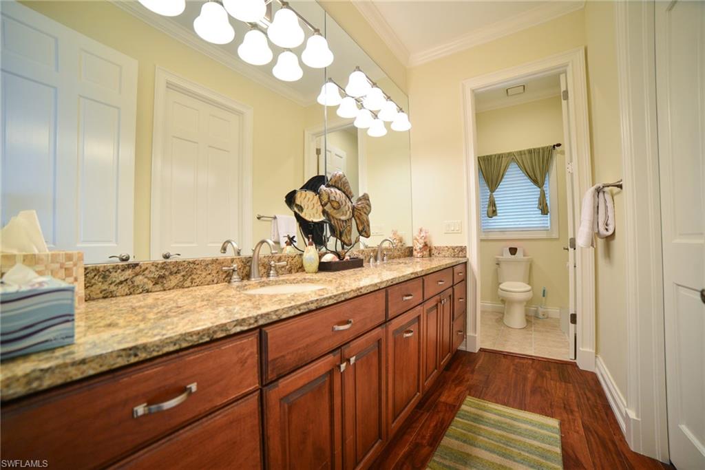 BAREFOOT BEACH - Residential