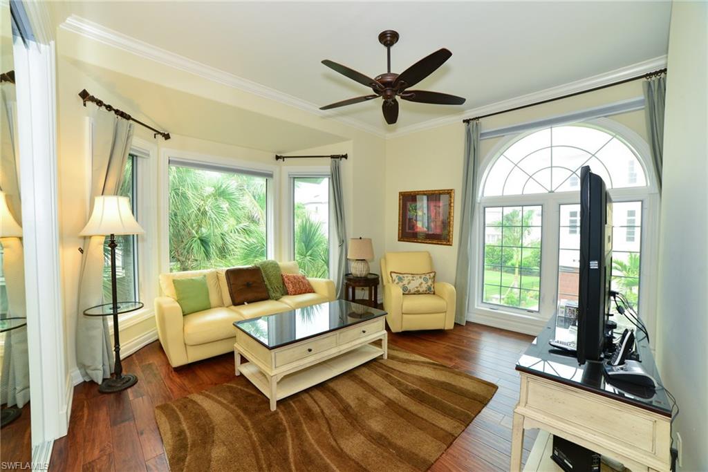 BAREFOOT BEACH - Residential