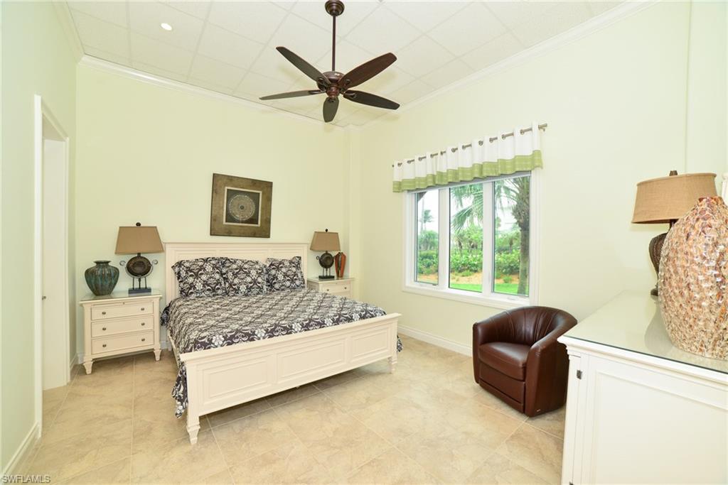 BAREFOOT BEACH - Residential