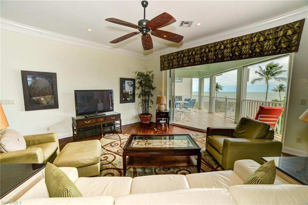 BAREFOOT BEACH - Residential