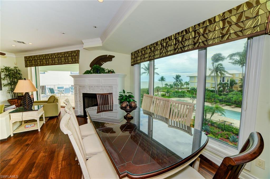 BAREFOOT BEACH - Residential