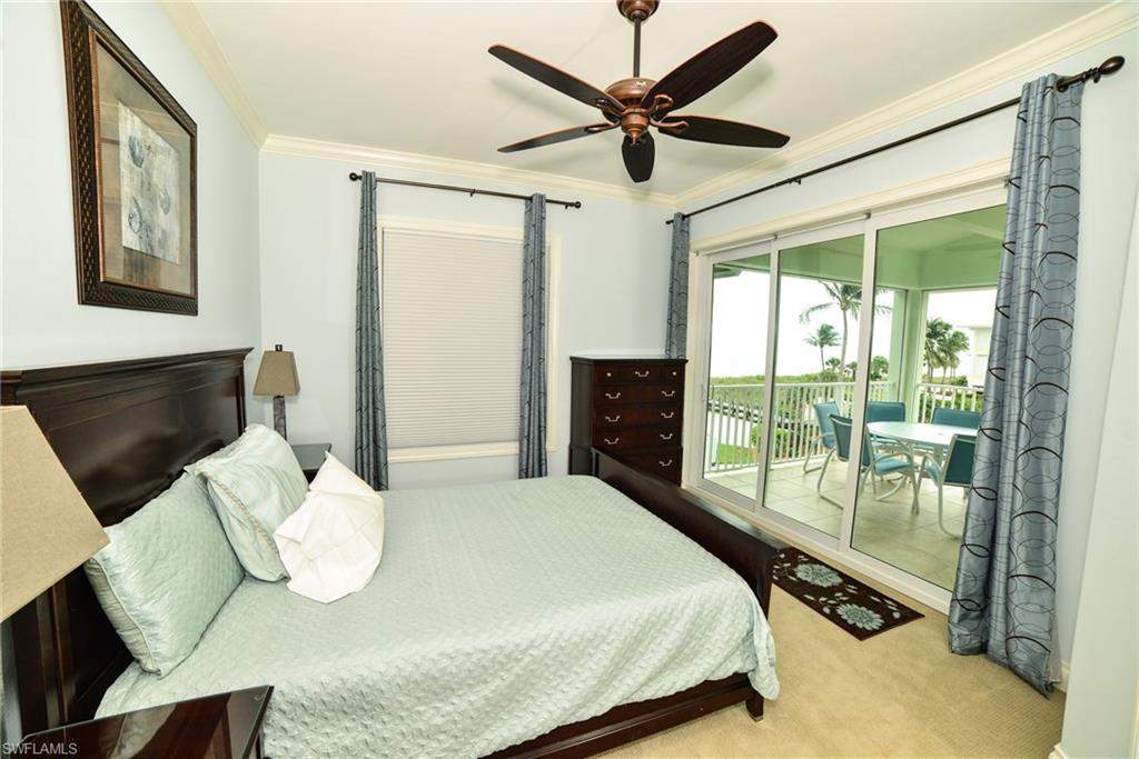 BAREFOOT BEACH - Residential