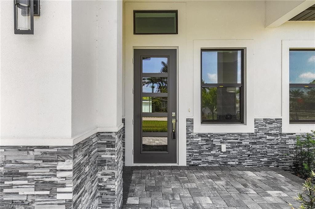 NAPLES PARK - Residential