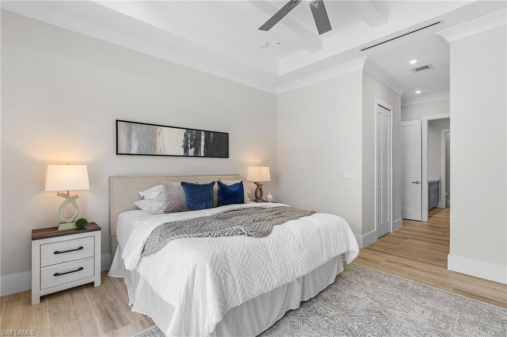 NAPLES PARK - Residential