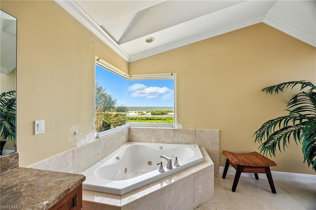 GRAND OLE MAN - Residential