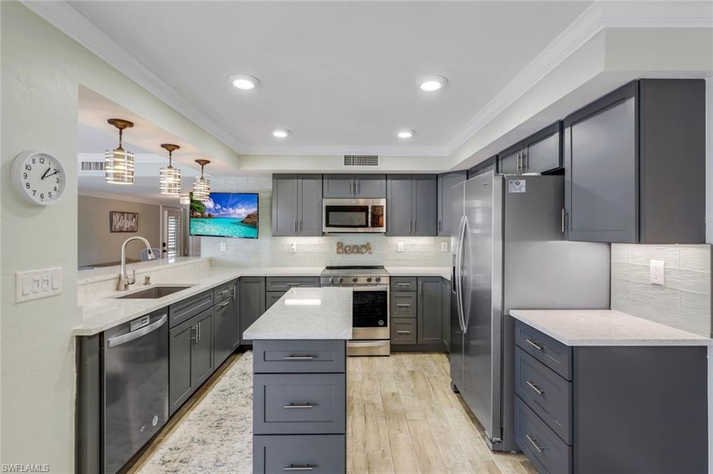 GOODLAND ISLES - Residential