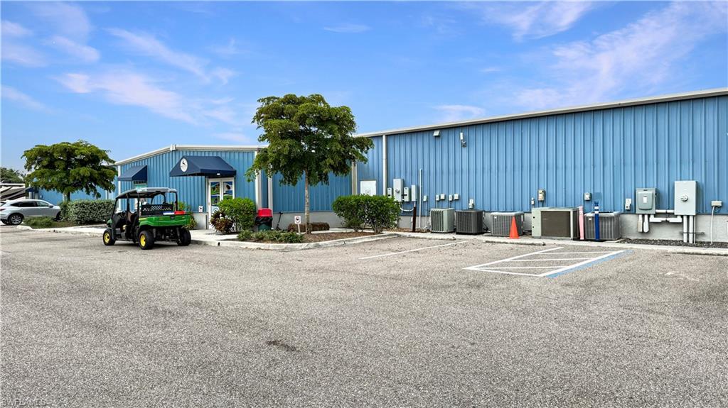 2551 Taylor RD