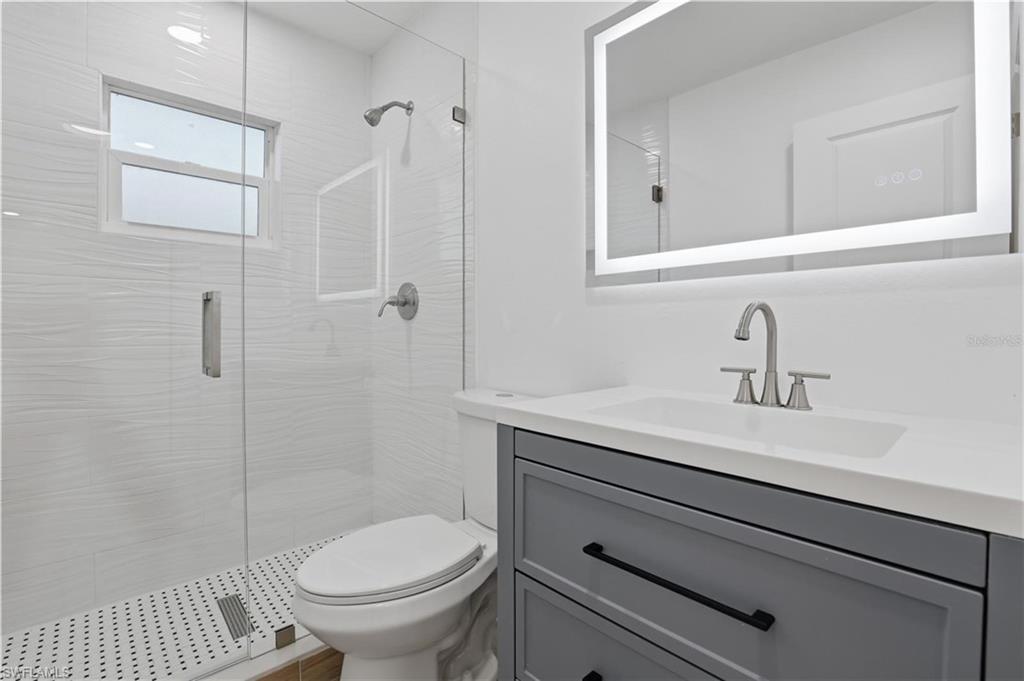 SAN CARLOS PARK - Residential