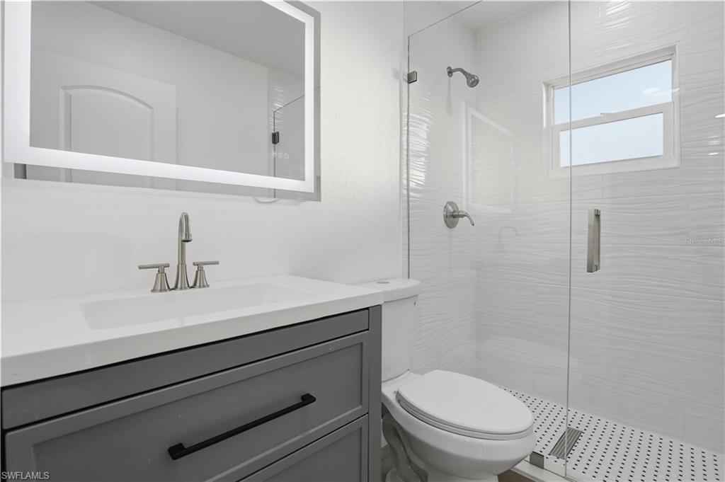 SAN CARLOS PARK - Residential