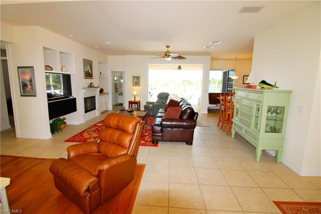 ISLAND ACRES - Residential