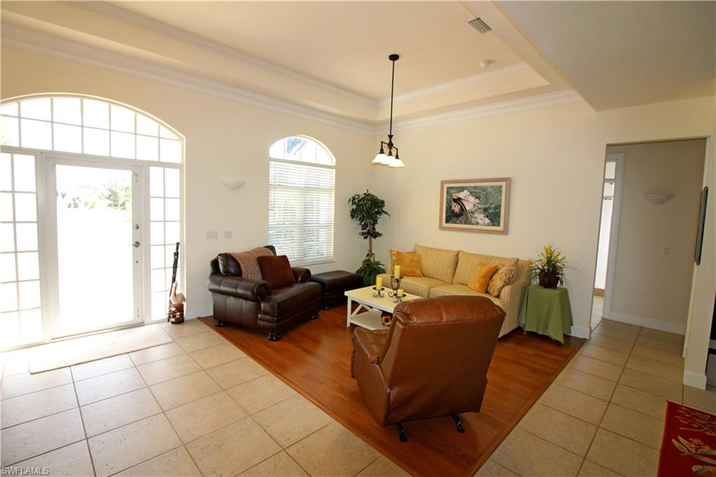 ISLAND ACRES - Residential