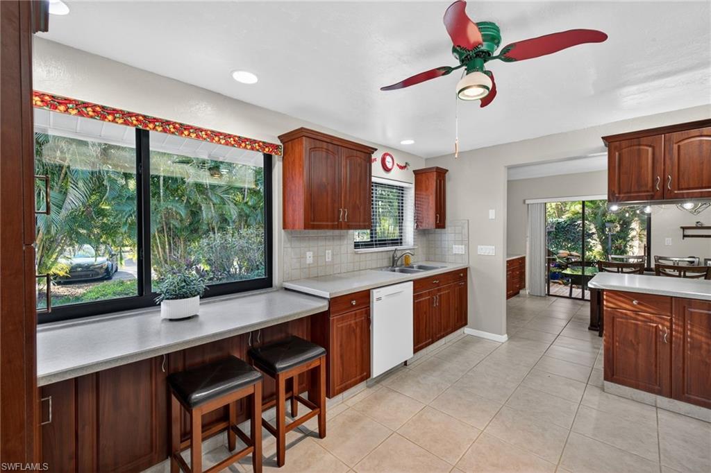 WYLDEWOOD LAKES CONDO - Residential