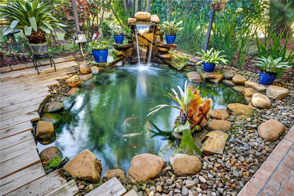 WYLDEWOOD LAKES CONDO - Residential