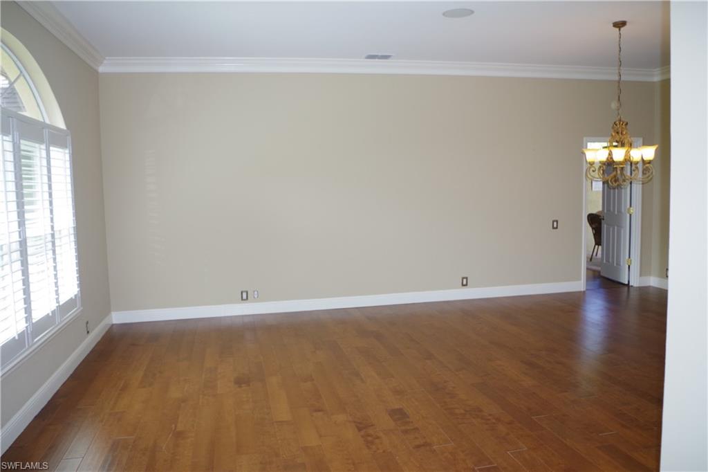 MCGREGOR PINES - Residential