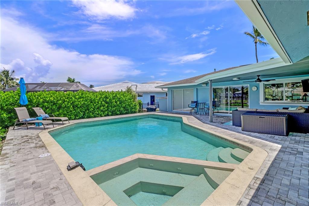 ROYAL HARBOR - Residential