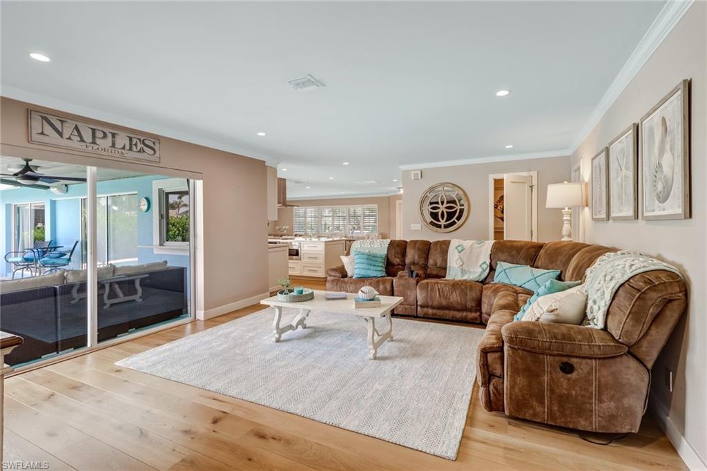 ROYAL HARBOR - Residential