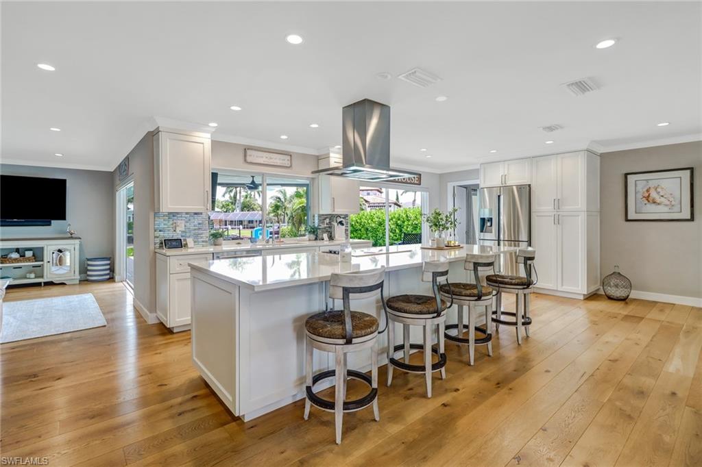 ROYAL HARBOR - Residential