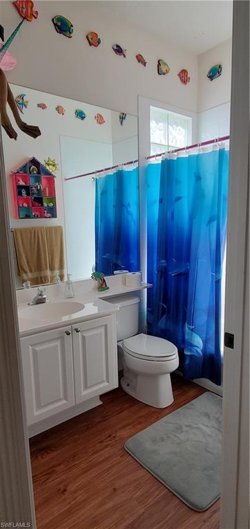 ISLAND WALK - Residential