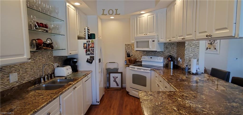 ISLAND WALK - Residential