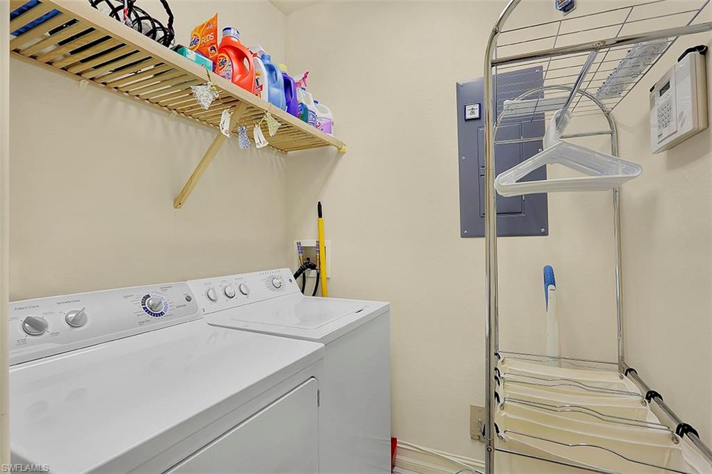 CAPE HARBOUR - Residential