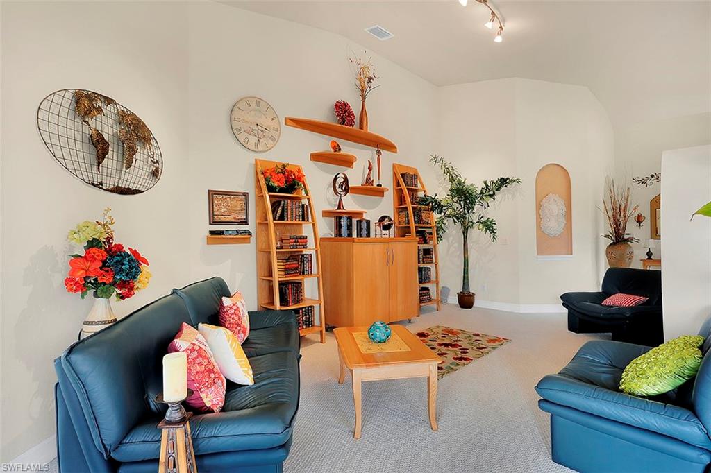 CAPE HARBOUR - Residential