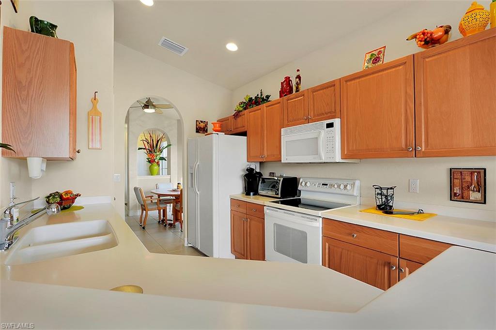 CAPE HARBOUR - Residential