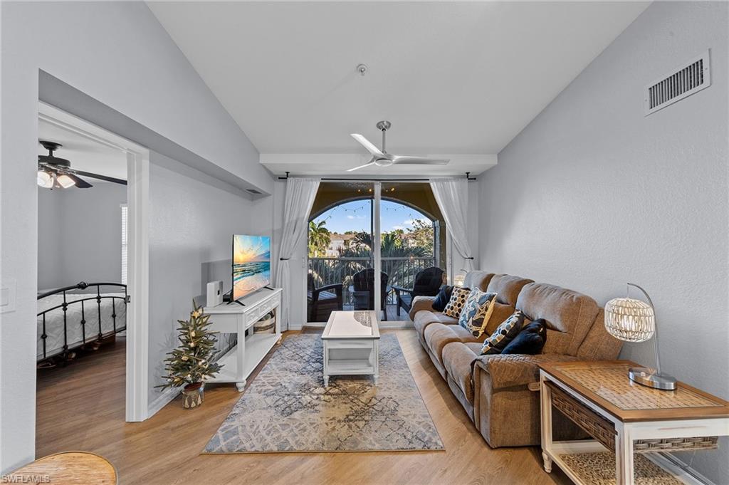 THE RESIDENCE - Residential