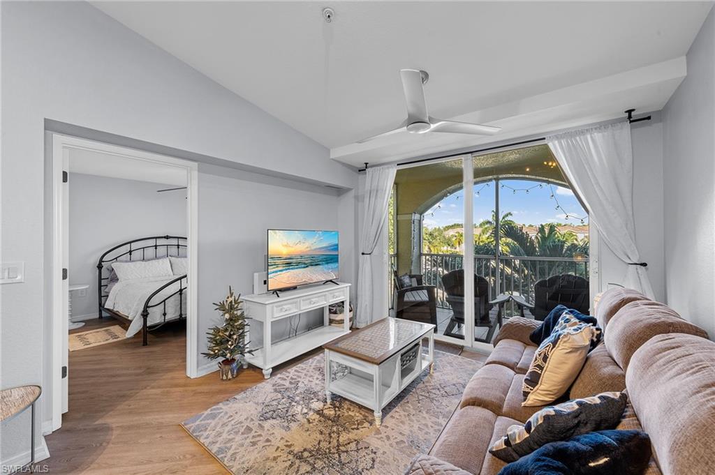 THE RESIDENCE - Residential