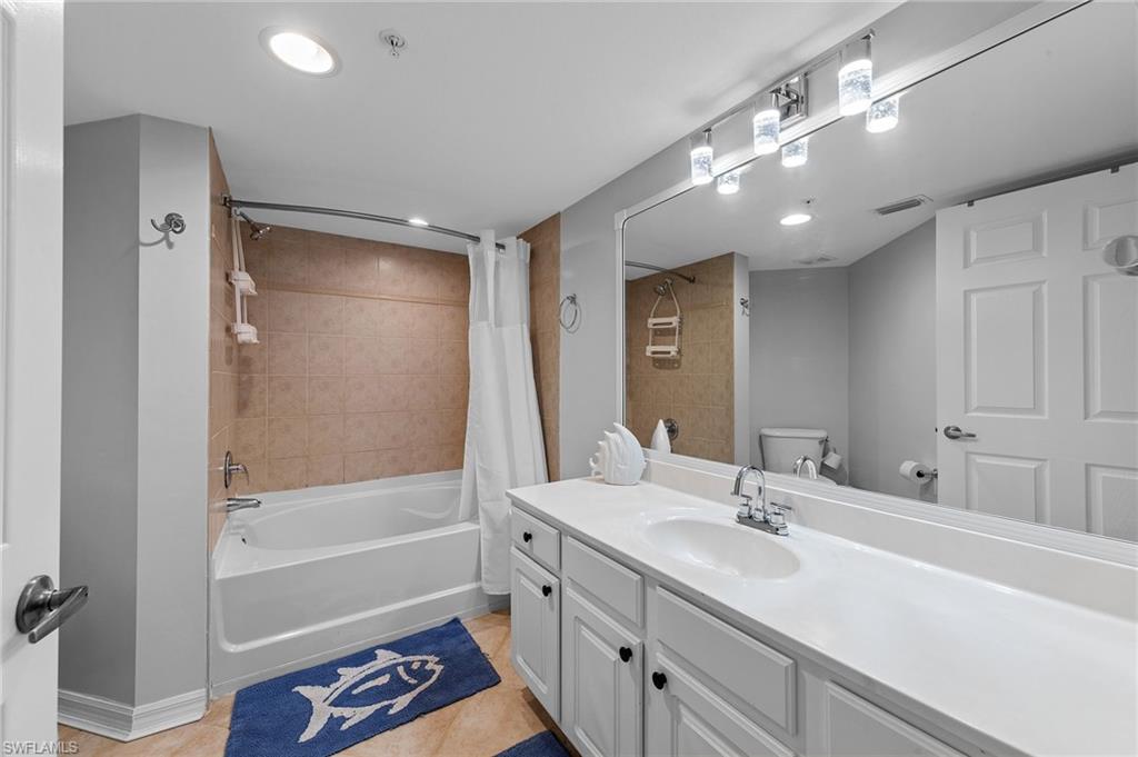 THE RESIDENCE - Residential