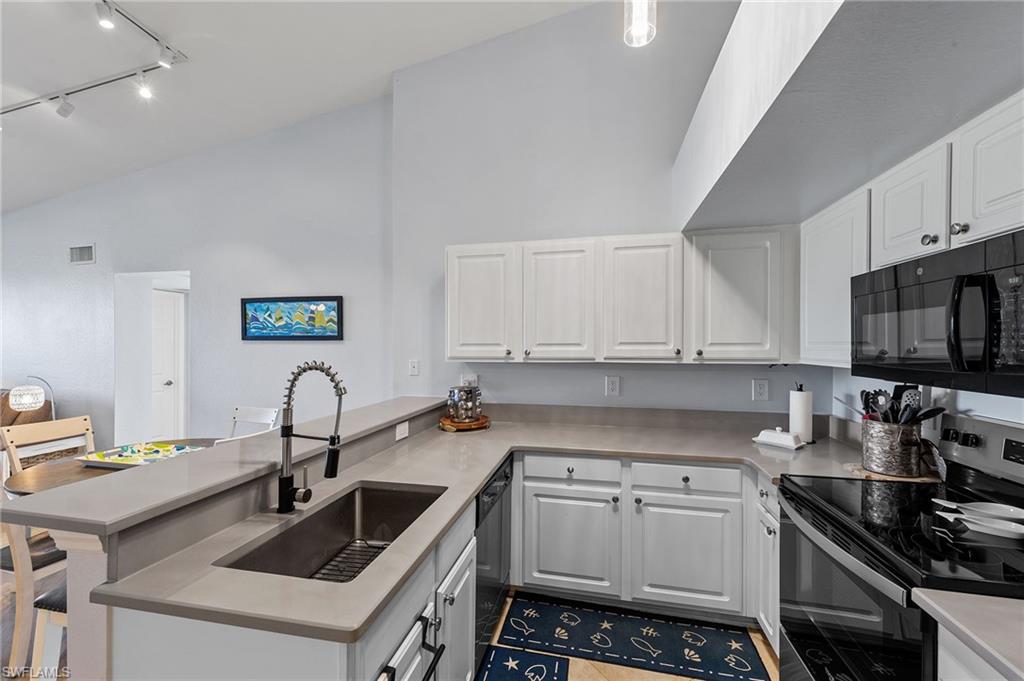 THE RESIDENCE - Residential