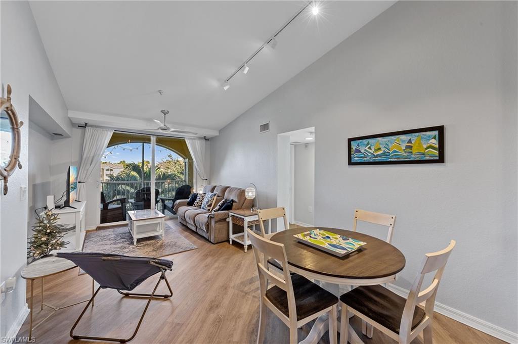 THE RESIDENCE - Residential